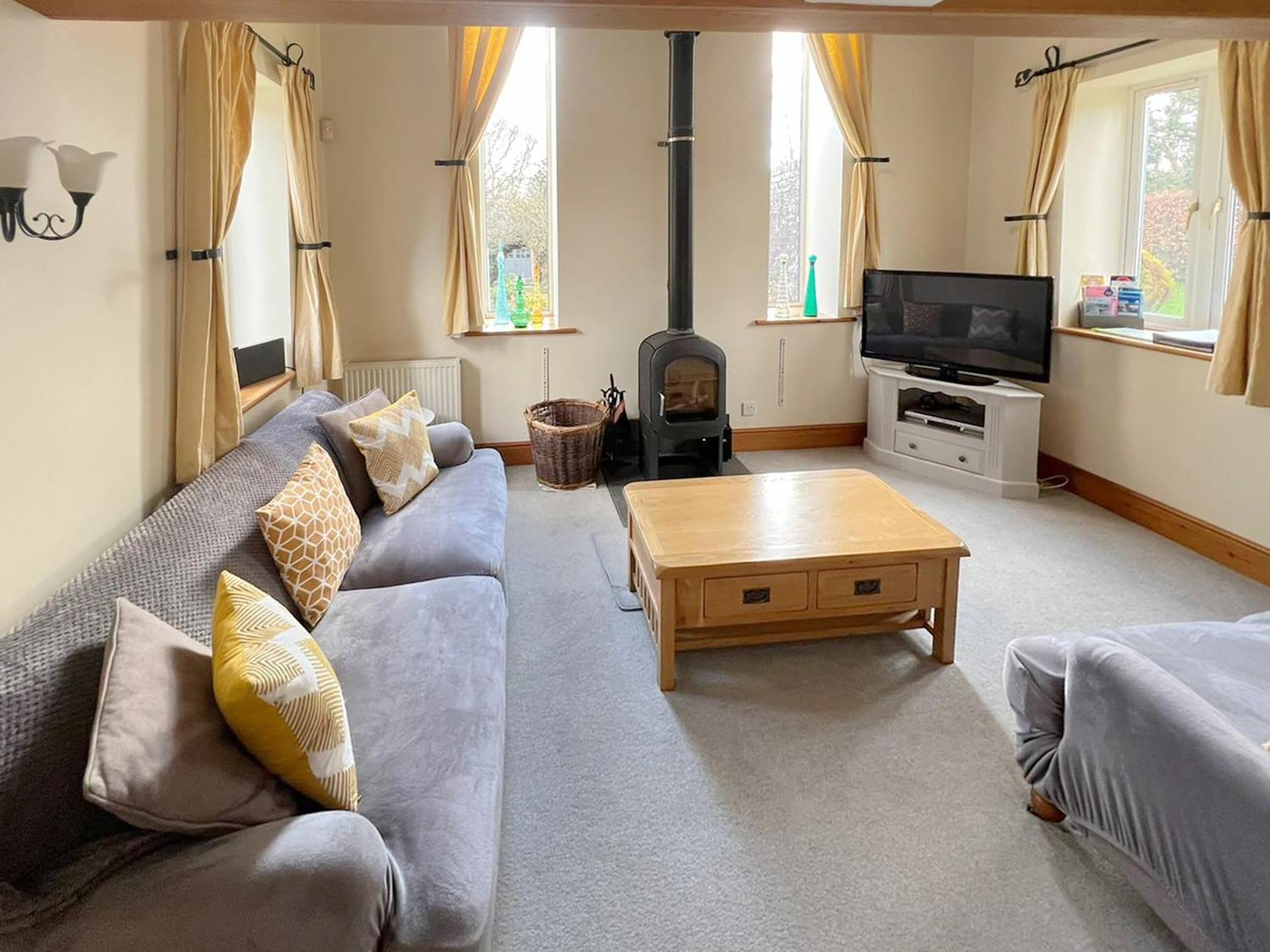 Coach House Villa แวร์แรม ภายนอก รูปภาพ
