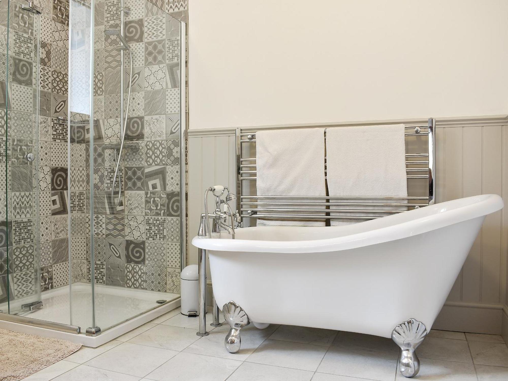 Coach House Villa แวร์แรม ภายนอก รูปภาพ