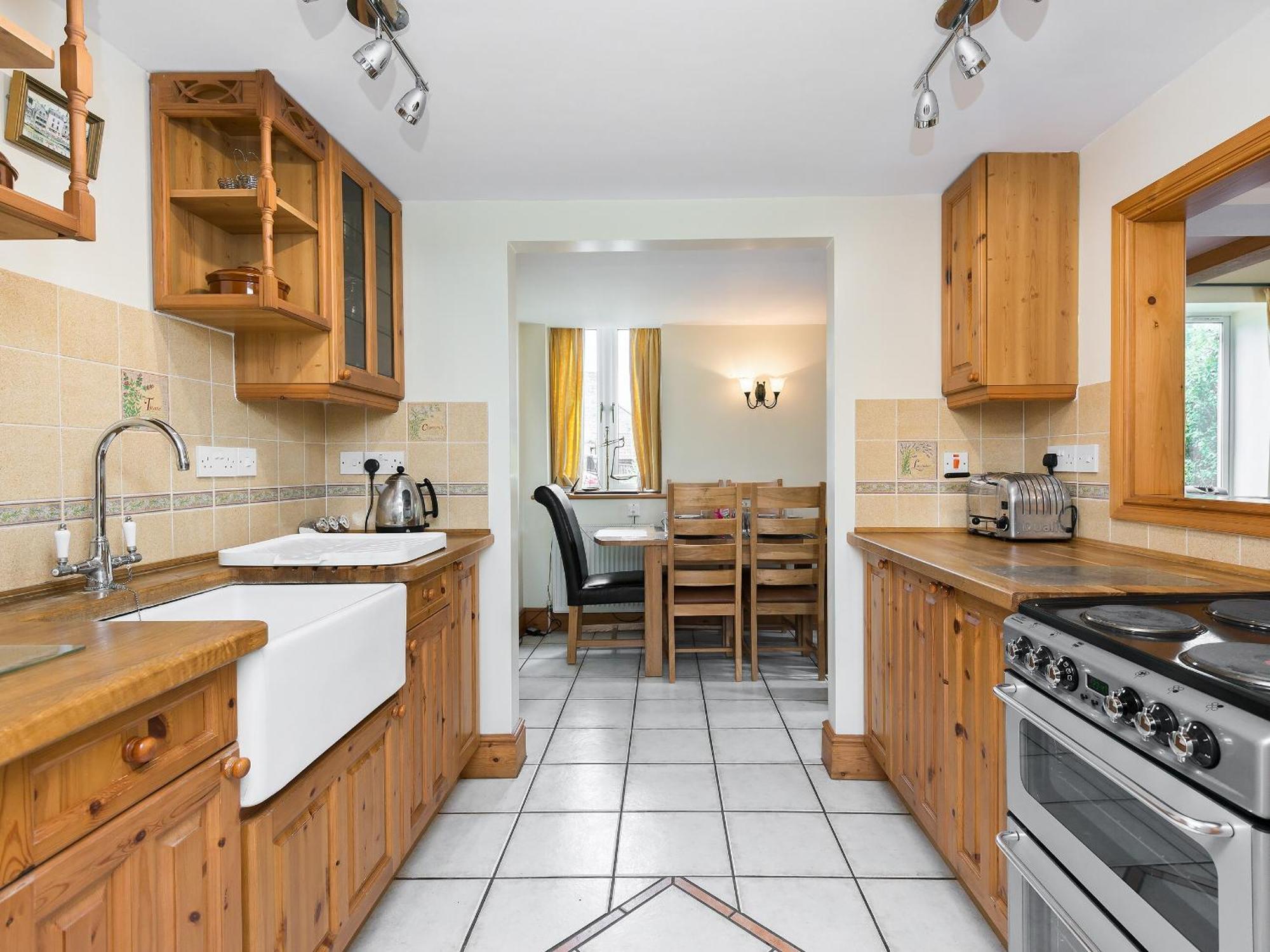Coach House Villa แวร์แรม ภายนอก รูปภาพ